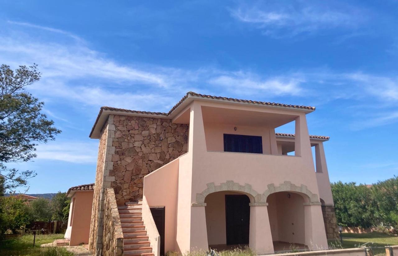 Iss Travel, Le Carrube Two Bedrooms Apartments With Air Conditioning San Teodoro  Exteriör bild