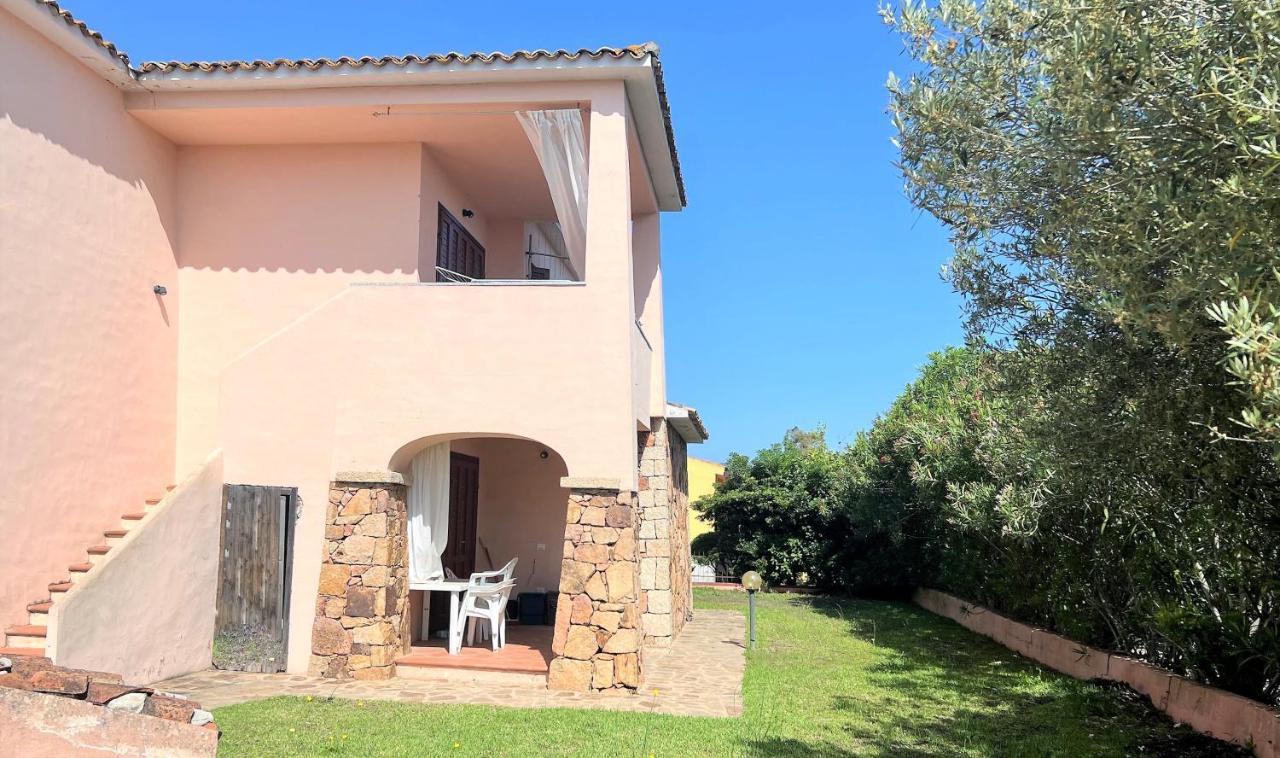 Iss Travel, Le Carrube Two Bedrooms Apartments With Air Conditioning San Teodoro  Exteriör bild